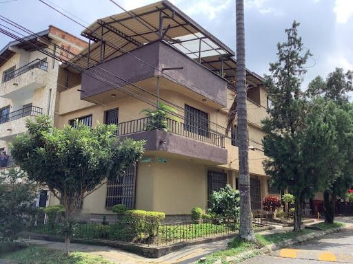 Casa en venta Antioquia Envigado Centro 188 m2 Habitaciones 5 Baños 3 Garajes 1 Precio $950000000