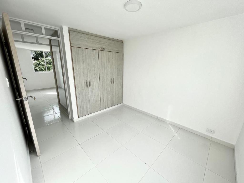 Apartamento en venta Valle Del Cauca Cali Otros 55 m2 Habitaciones 3 Baños 1 Garajes 1 Precio $245000000