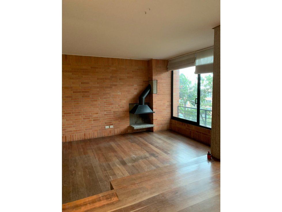 Apartaestudio en venta Cundinamarca Bogotá Los Rosales 60 m2 Habitaciones 1 Baños 2 Garajes 1 Precio $550000000