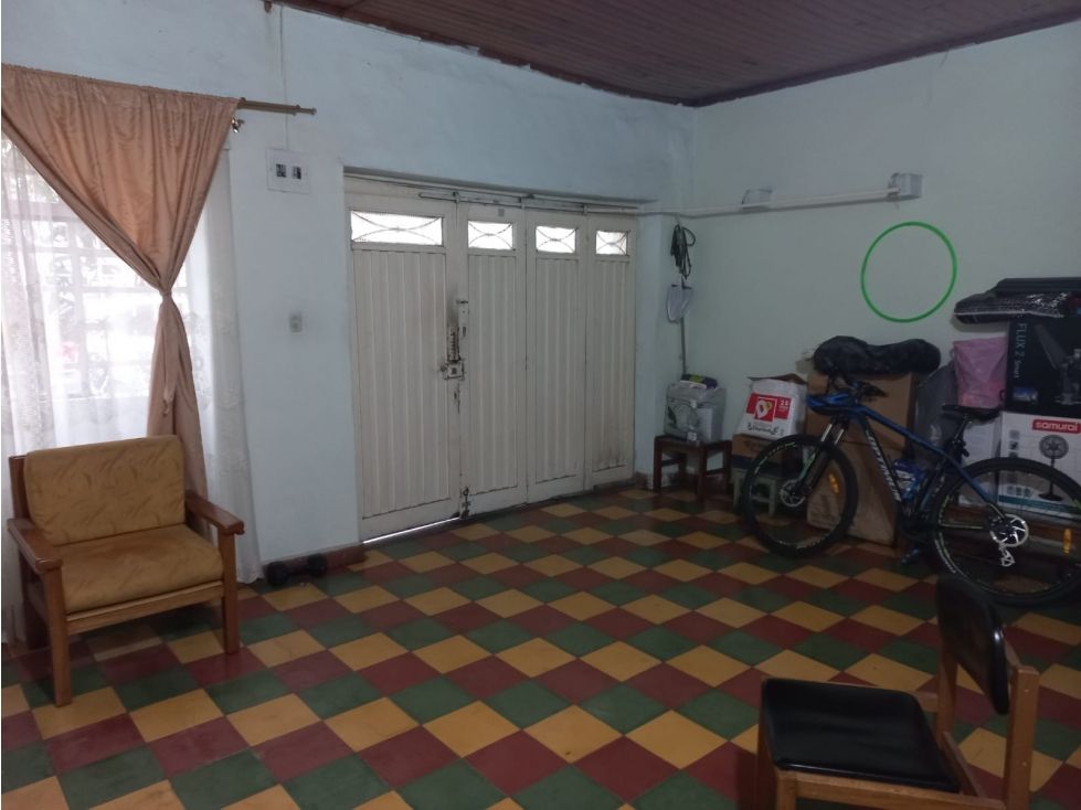 Casa en venta Antioquia Medellín Cristobal 198 m2 Habitaciones 13 Baños 4 Garajes 1 Precio $700000000