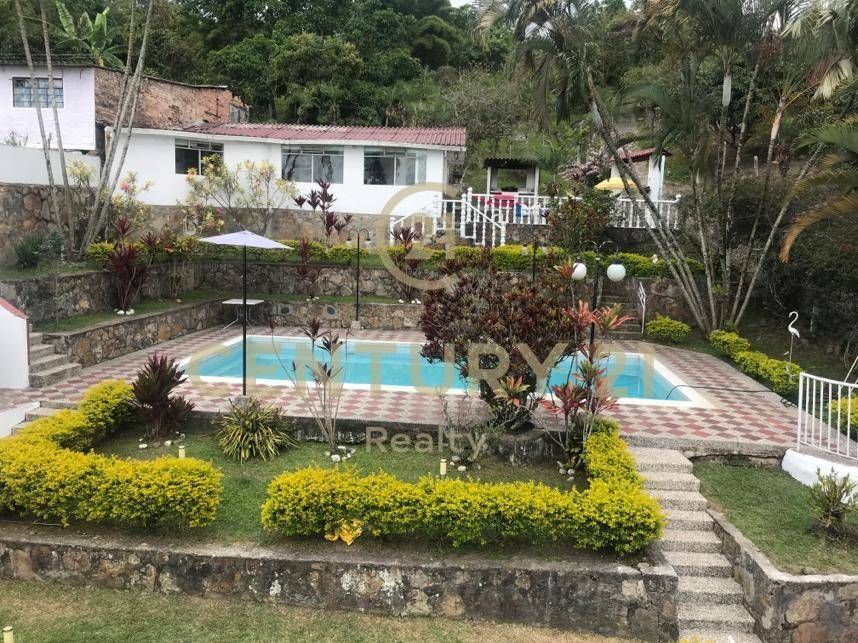 Finca en venta Cundinamarca Cachipay Cachipay 449 m2 Habitaciones 6 Baños 4 Garajes 3 Precio $1000000000