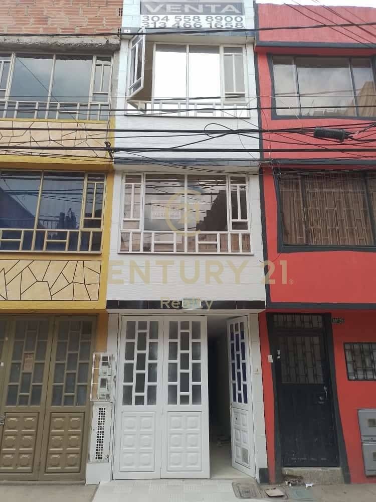 Casa en venta Cundinamarca Bogotá La Faena 100 m2 Habitaciones 3 Baños 2 Garajes 1 Precio $240000000