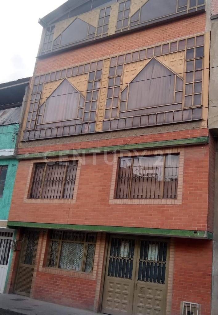 Casa en venta Cundinamarca Bogotá Escocia 610 m2 Habitaciones 11 Baños 11 Garajes 1 Precio $850000000