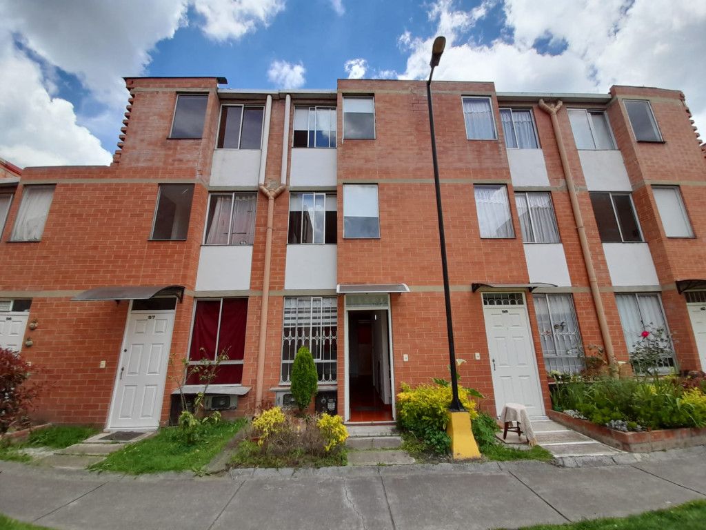 Casa en arriendo Cundinamarca Cajicá Capellanía 68 m2 Habitaciones 2 Baños 3 Garajes 0 Precio $1200000