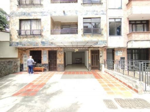 Local en arriendo Antioquia Envigado Obrero 40 m2 Habitaciones 0 Baños 1 Garajes 0 Precio $2500000