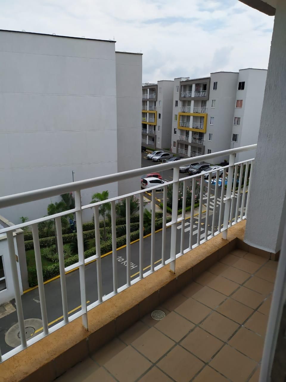 Apartamento en venta Valle Del Cauca Cali Urbanización Ciudad Jardín 65 m2 Habitaciones 3 Baños 2 Garajes 0 Precio $230000000