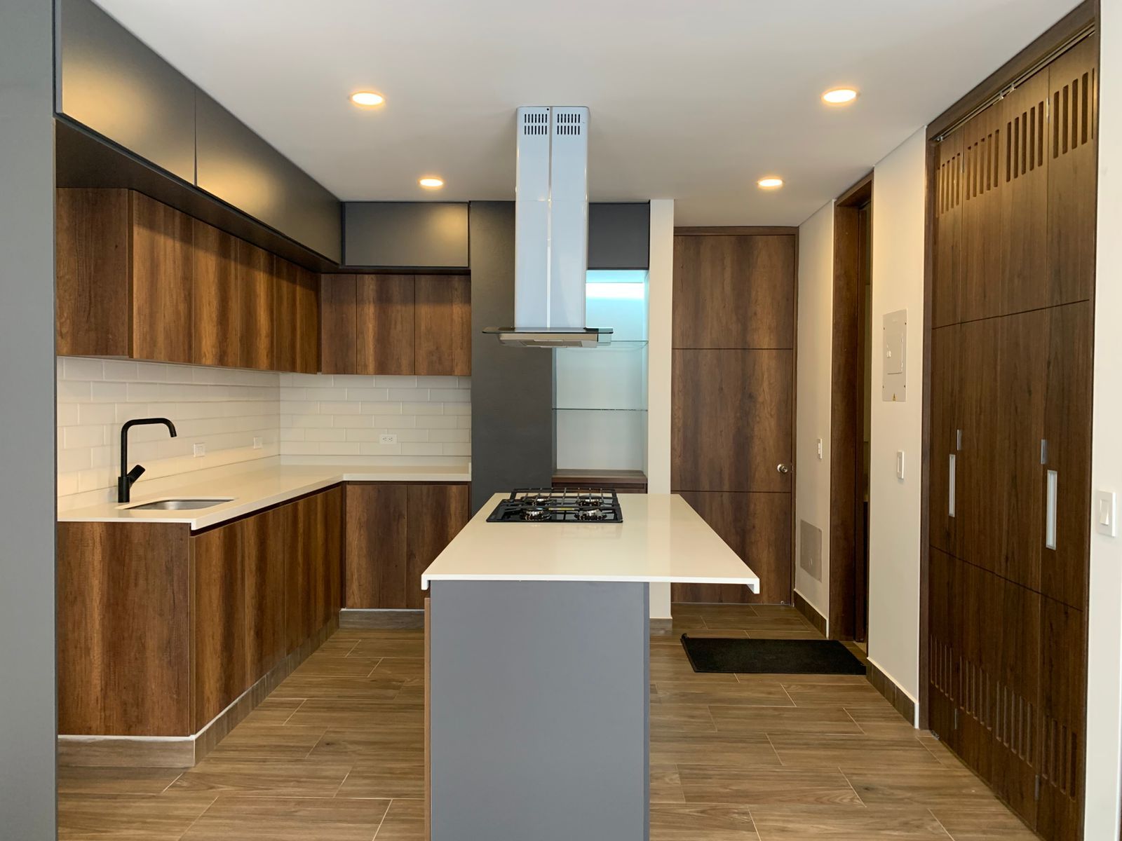 Apartamento en venta Cundinamarca Bogotá Rincon Del Chicó 45 m2 Habitaciones 1 Baños 1 Garajes 1 Precio $592945200