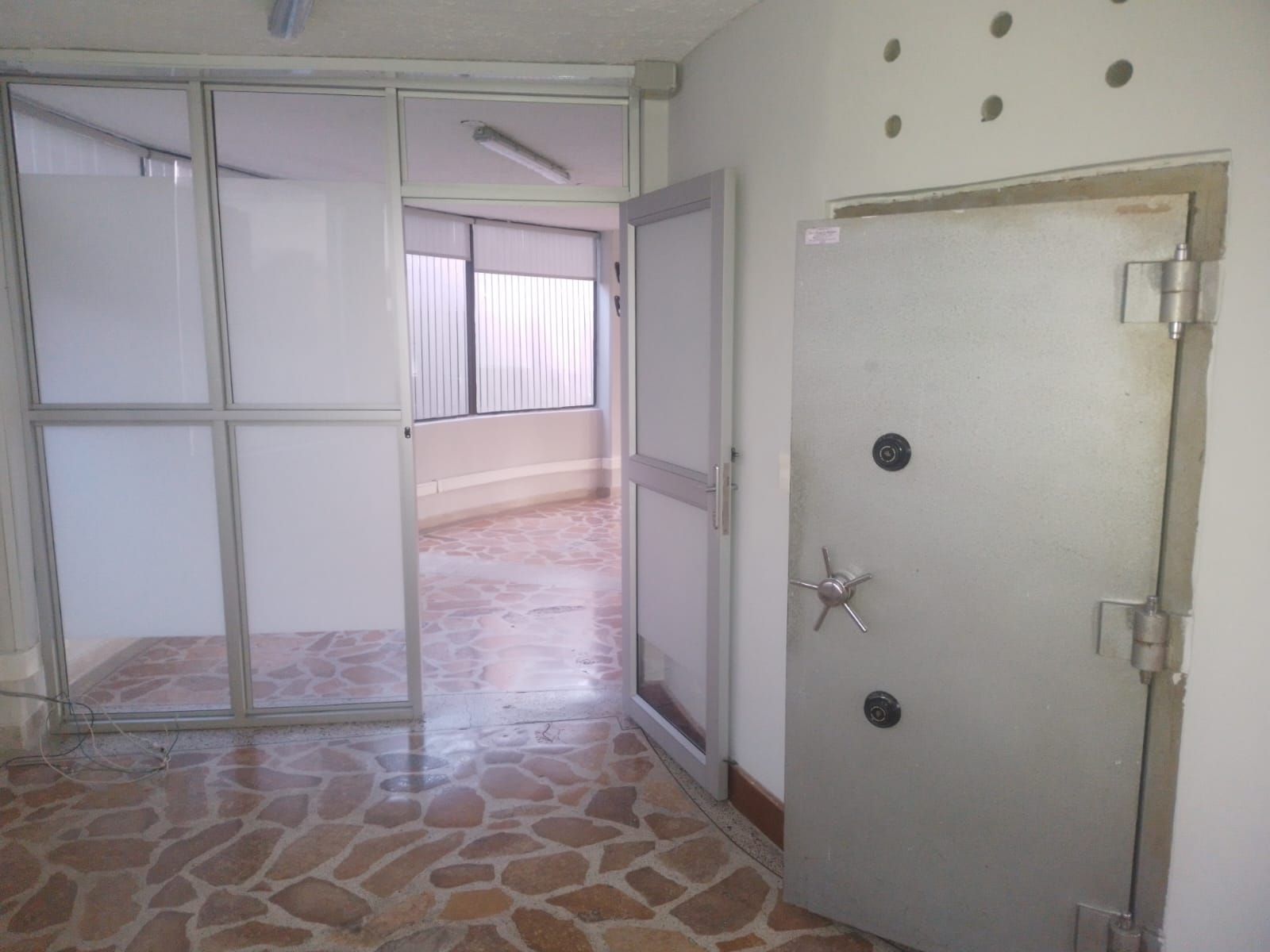 Bodega en venta Antioquia Medellín Corazon De Jesus 1028 m2 Habitaciones 0 Baños 6 Garajes 0 Precio $6000000000