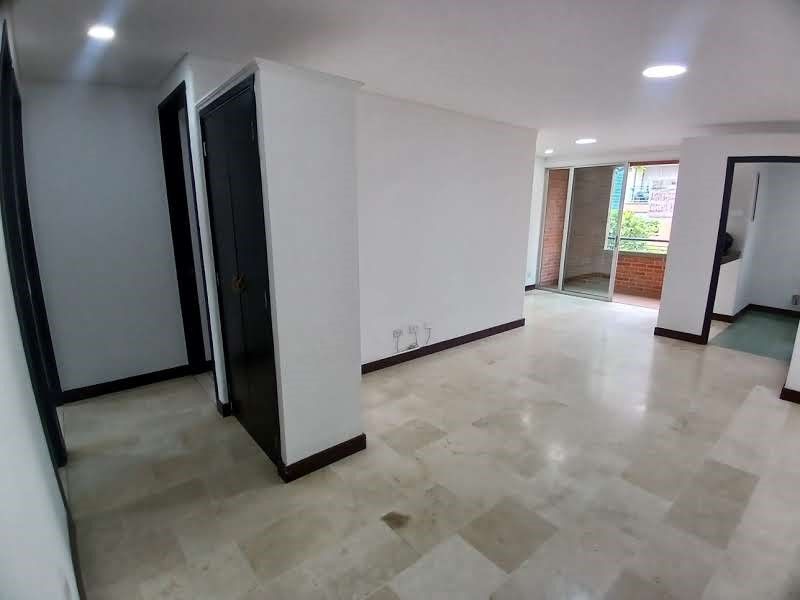 Apartamento en arriendo Antioquia Medellín Laureles 75 m2 Habitaciones 2 Baños 2 Garajes 1 Precio $2800000