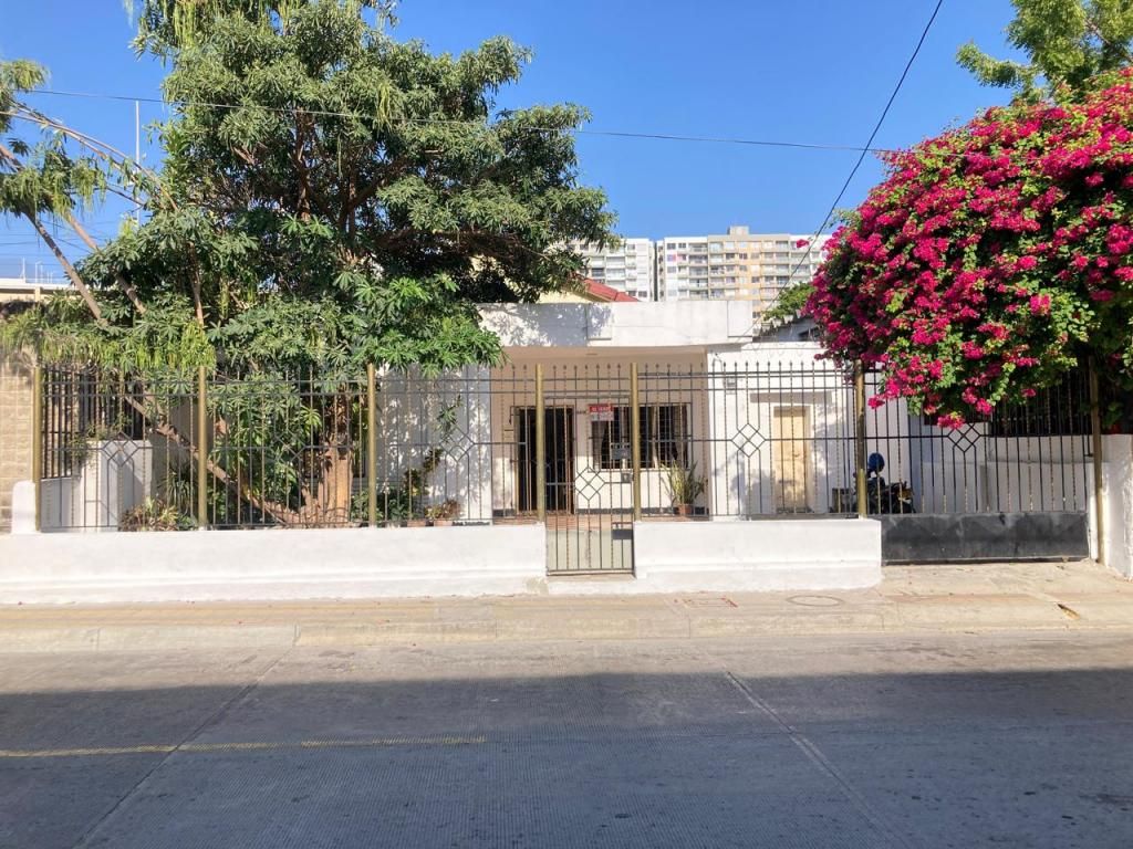 Casa en venta Atlántico Barranquilla Rosario 619 m2 Habitaciones 11 Baños 4 Garajes 3 Precio $850000000