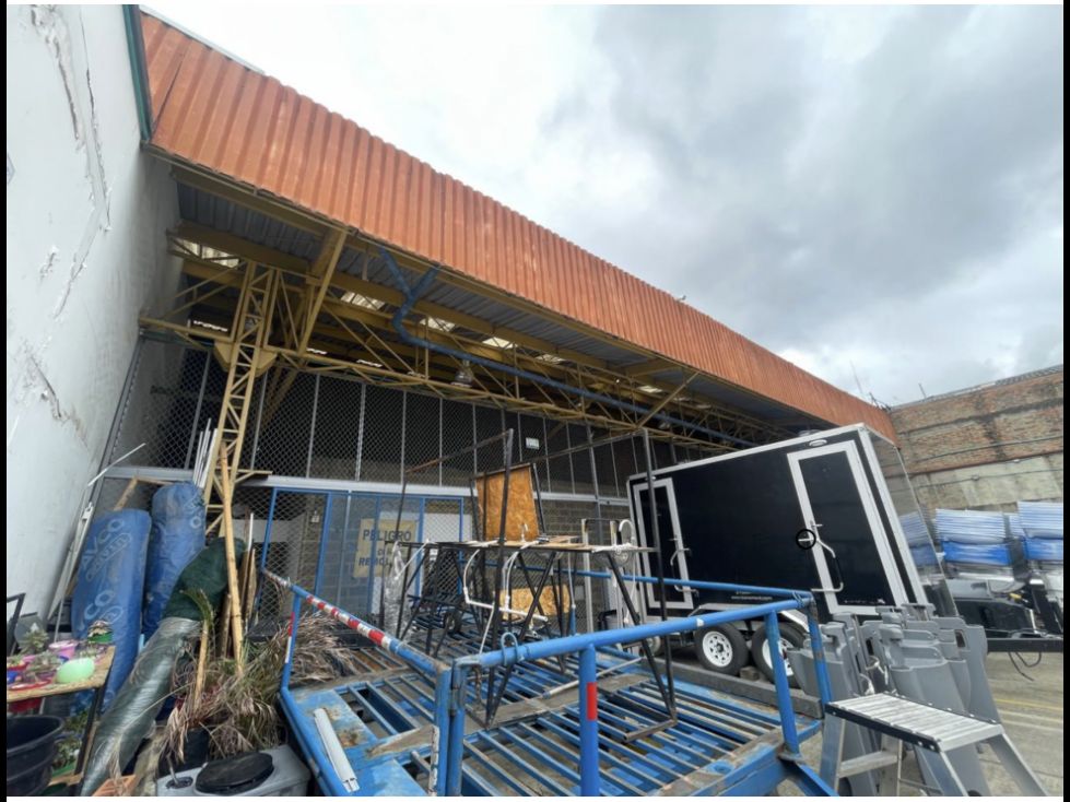 Lote en venta Cundinamarca Bogotá Gorgonzola 418 m2 Habitaciones 0 Baños 5 Garajes 5 Precio $5000000000