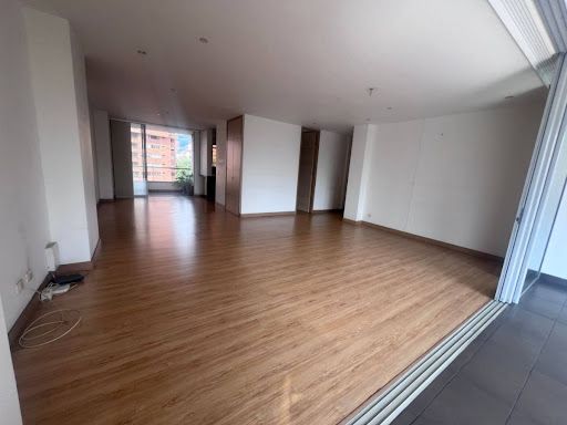 Apartamento en venta Antioquia Medellín La Florida 187 m2 Habitaciones 3 Baños 3 Garajes 3 Precio $1680000000