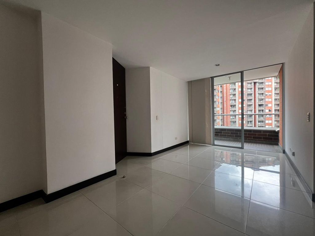 Apartamento en arriendo Antioquia Envigado La Mina 72 m2 Habitaciones 3 Baños 2 Garajes 1 Precio $3350000