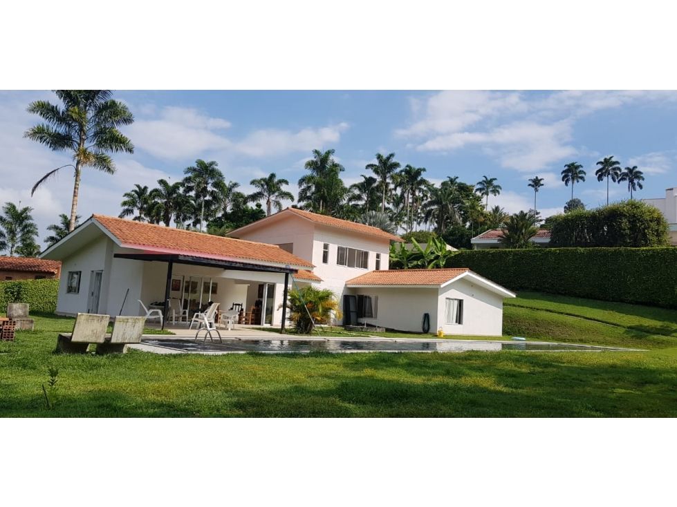 Casa Campestre en venta Caldas Manizales Manizales 300 m2 Habitaciones 4 Baños 4 Garajes 2 Precio $2400000000