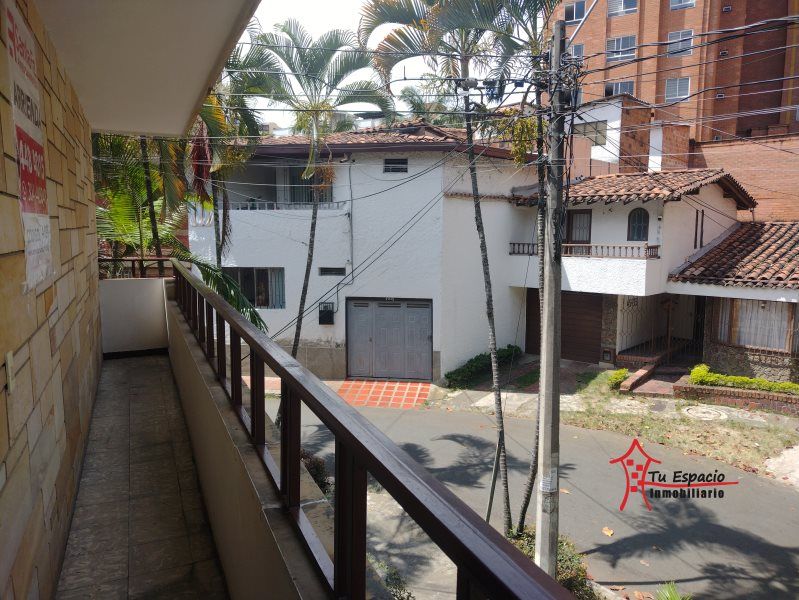 Casa en arriendo Antioquia Medellín Florida Nueva 160 m2 Habitaciones 4 Baños 2 Garajes 0 Precio $2900000