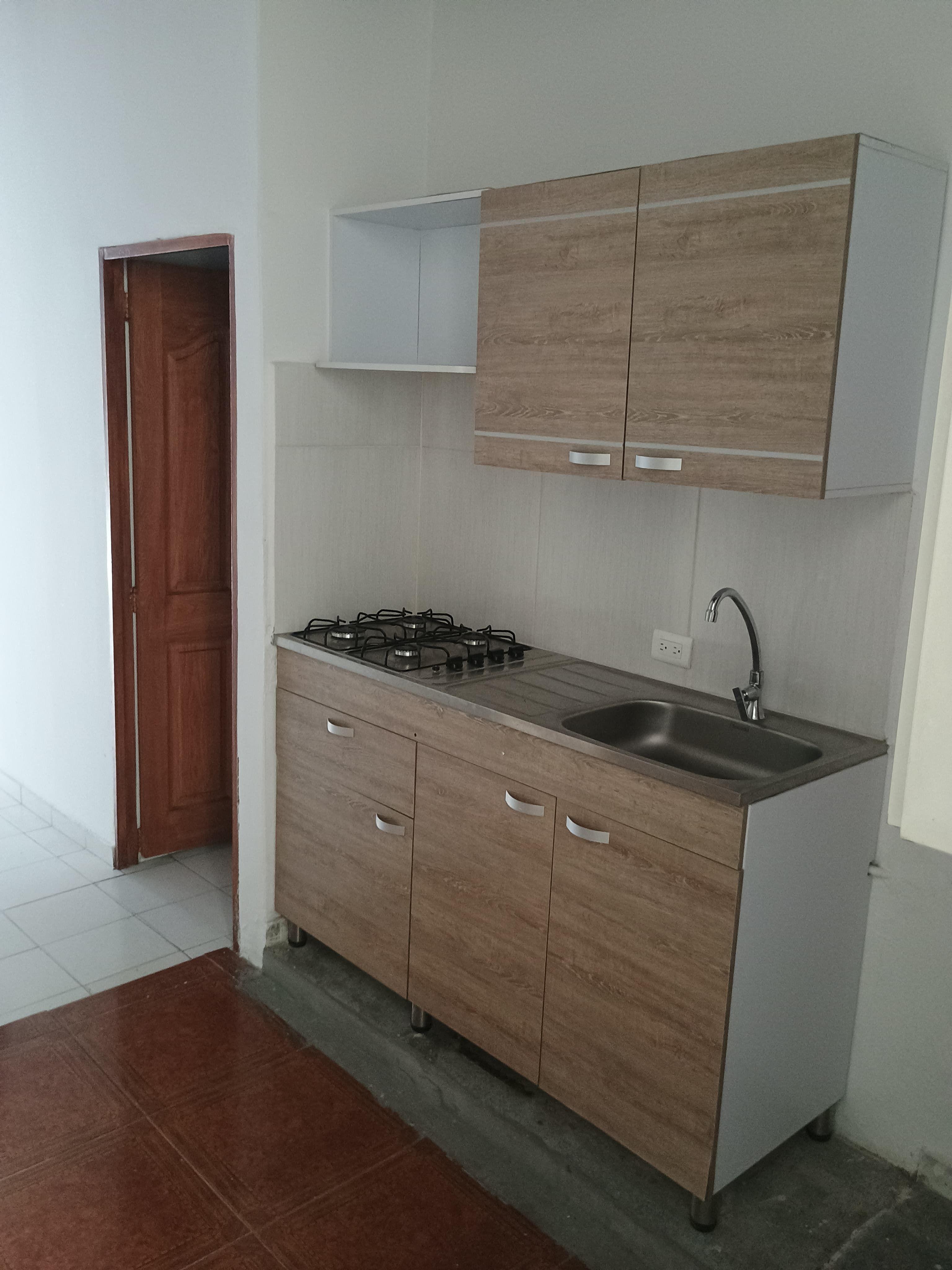 Casa en arriendo Antioquia Medellín Santa Lucia 75 m2 Habitaciones 3 Baños 2 Garajes 0 Precio $2250000