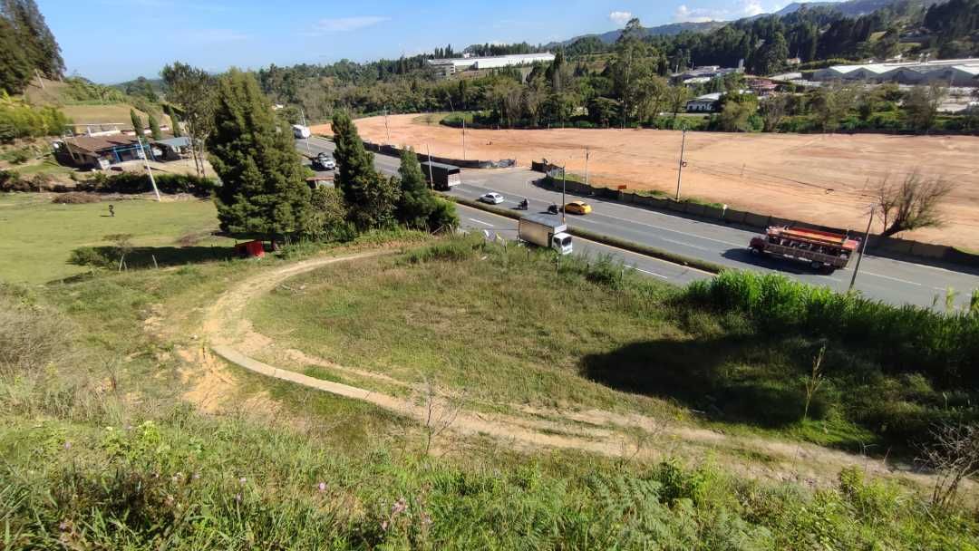 Lote en venta Antioquia Guarne Santo Tomás 7268 m2 Habitaciones 0 Baños 3 Garajes 2 Precio $2500000000