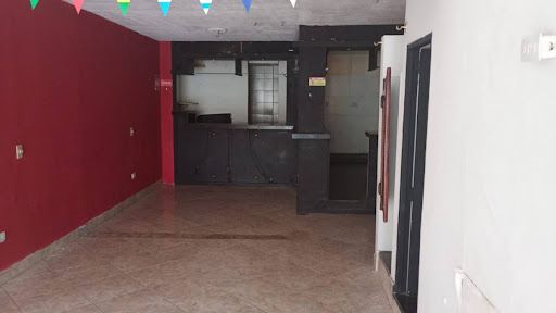Local en arriendo o venta Antioquia Medellín Castilla 60 m2 Habitaciones 0 Baños 1 Garajes 0 Precio venta $245000000 Precio arriendo $1800000