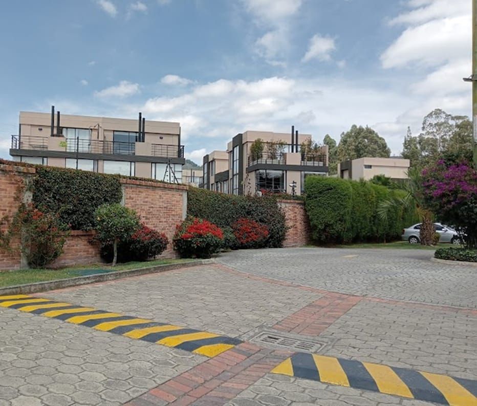 Casa en venta Cundinamarca Chía Chilacos 160 m2 Habitaciones 3 Baños 4 Garajes 2 Precio $850000000