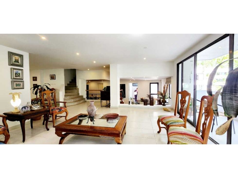 Apartamento en venta Antioquia Medellín El Tesoro 230 m2 Habitaciones 2 Baños 4 Garajes 2 Precio $980000000