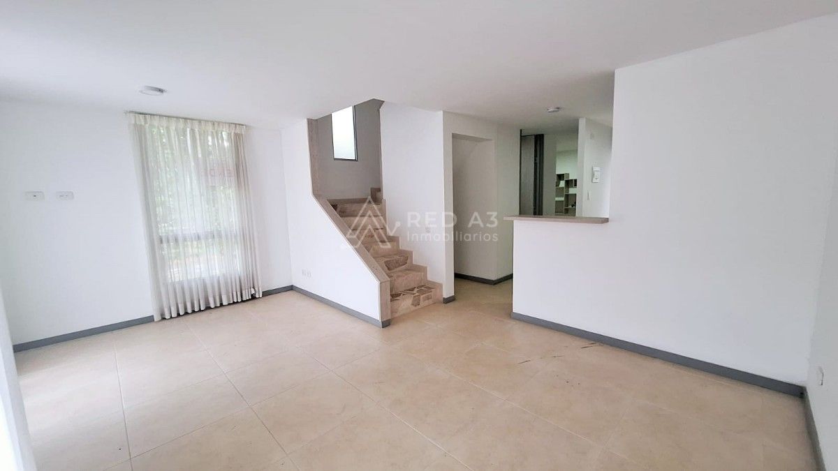 Casa en venta Risaralda Dosquebradas Ub La Macarena 102 m2 Habitaciones 3 Baños 3 Garajes 2 Precio $580000000