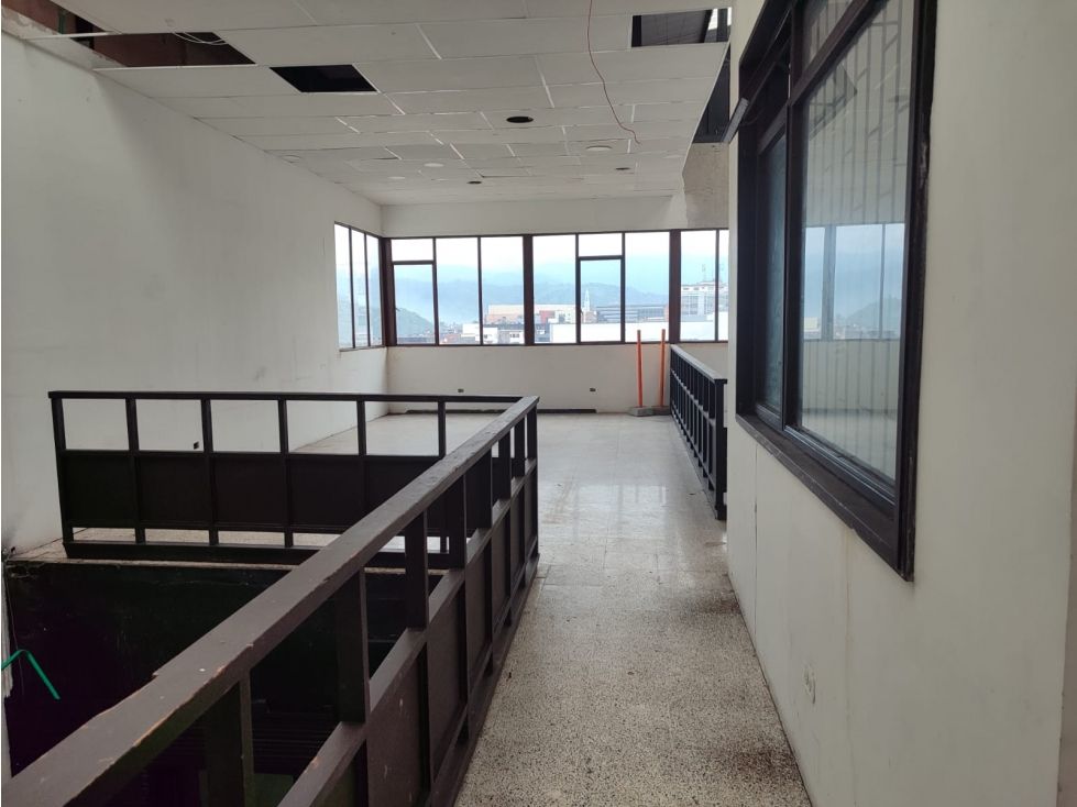 Edificio en venta Caldas Manizales El Centro 1200 m2 Habitaciones 0 Baños 8 Garajes 0 Precio $3300000000