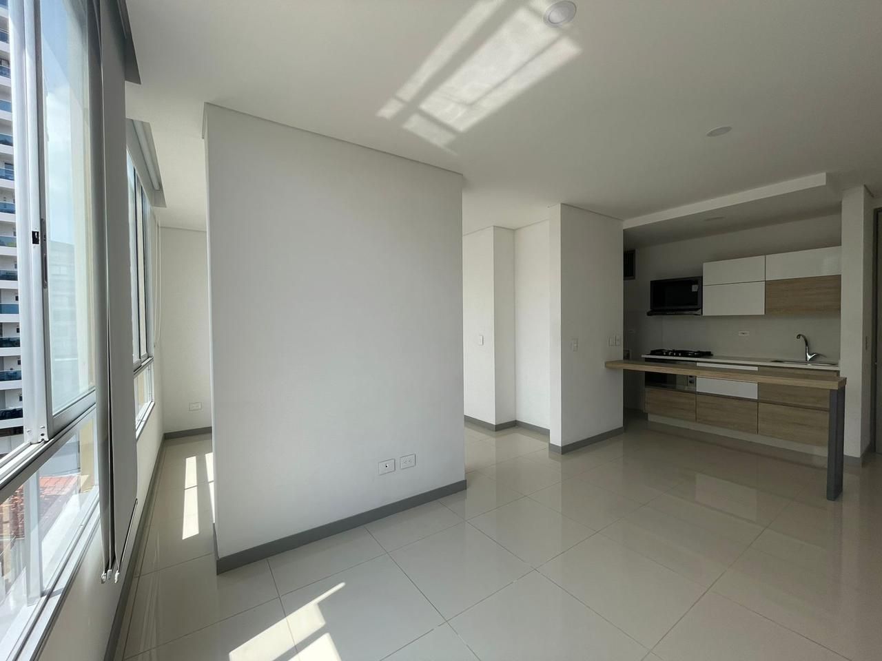 Apartamento en venta Risaralda Pereira Los Alamos 37 m2 Habitaciones 1 Baños 1 Garajes 1 Precio $320000000