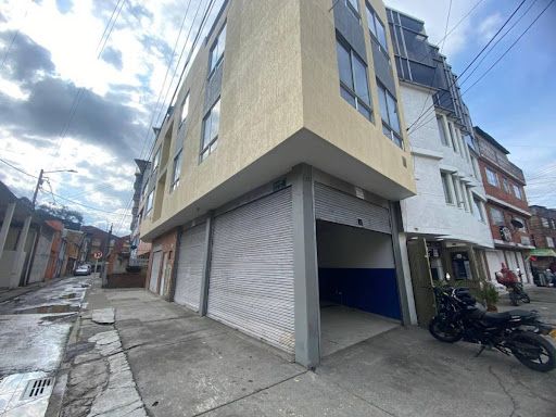Local en arriendo Cundinamarca Bogotá El Penal 40 m2 Habitaciones 0 Baños 1 Garajes 0 Precio $2000000