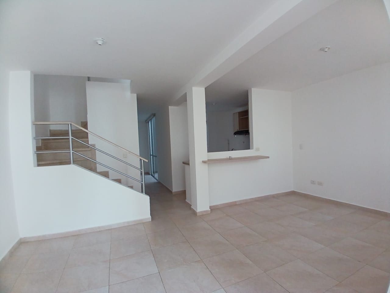 Casa en arriendo Risaralda Pereira Br San Fernando 120 m2 Habitaciones 3 Baños 3 Garajes 2 Precio $2100000