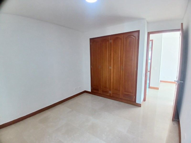 Apartamento en arriendo Antioquia Medellín Laureles 138 m2 Habitaciones 4 Baños 5 Garajes 2 Precio $6600000