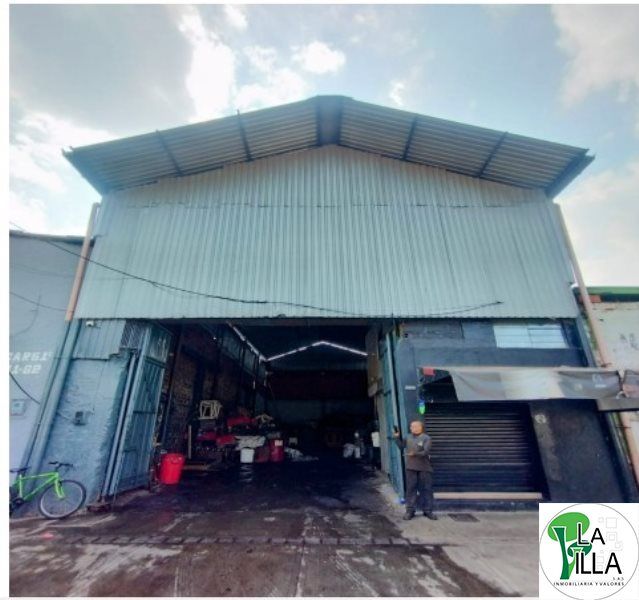Bodega en venta Antioquia Medellín Miranda 239 m2 Habitaciones 0 Baños 2 Garajes 0 Precio $1300000000