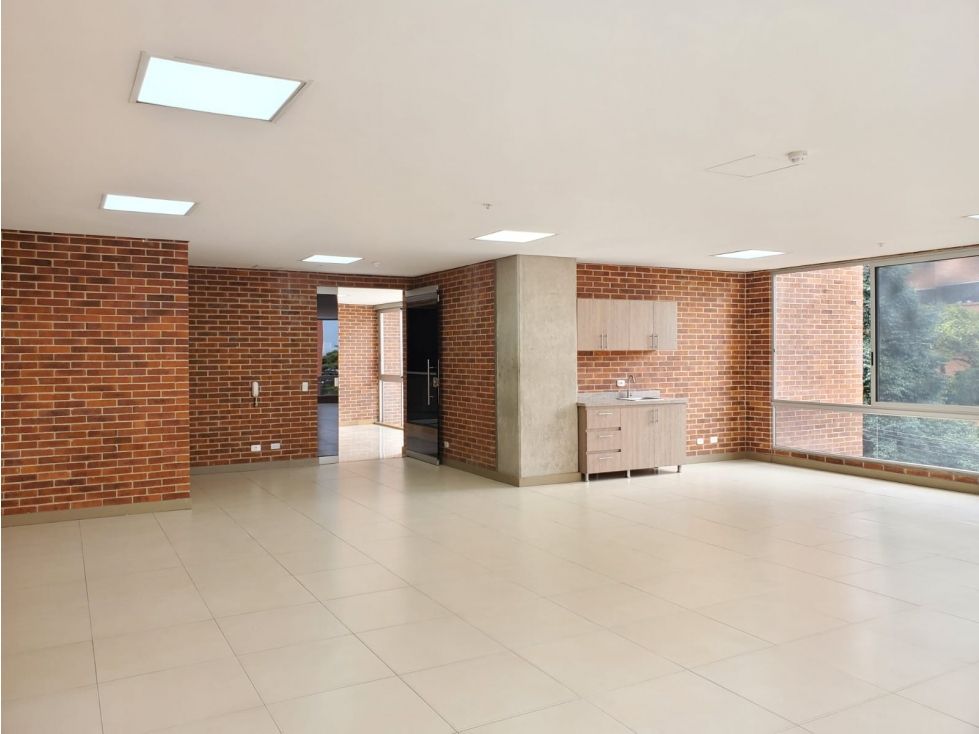 Oficina en arriendo Antioquia Medellín Villa Carlota 109 m2 Habitaciones 0 Baños 2 Garajes 2 Precio $8500000