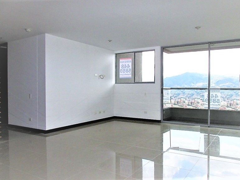Apartamento en arriendo Antioquia Envigado Las Brujas 108 m2 Habitaciones 3 Baños 3 Garajes 2 Precio $4300000