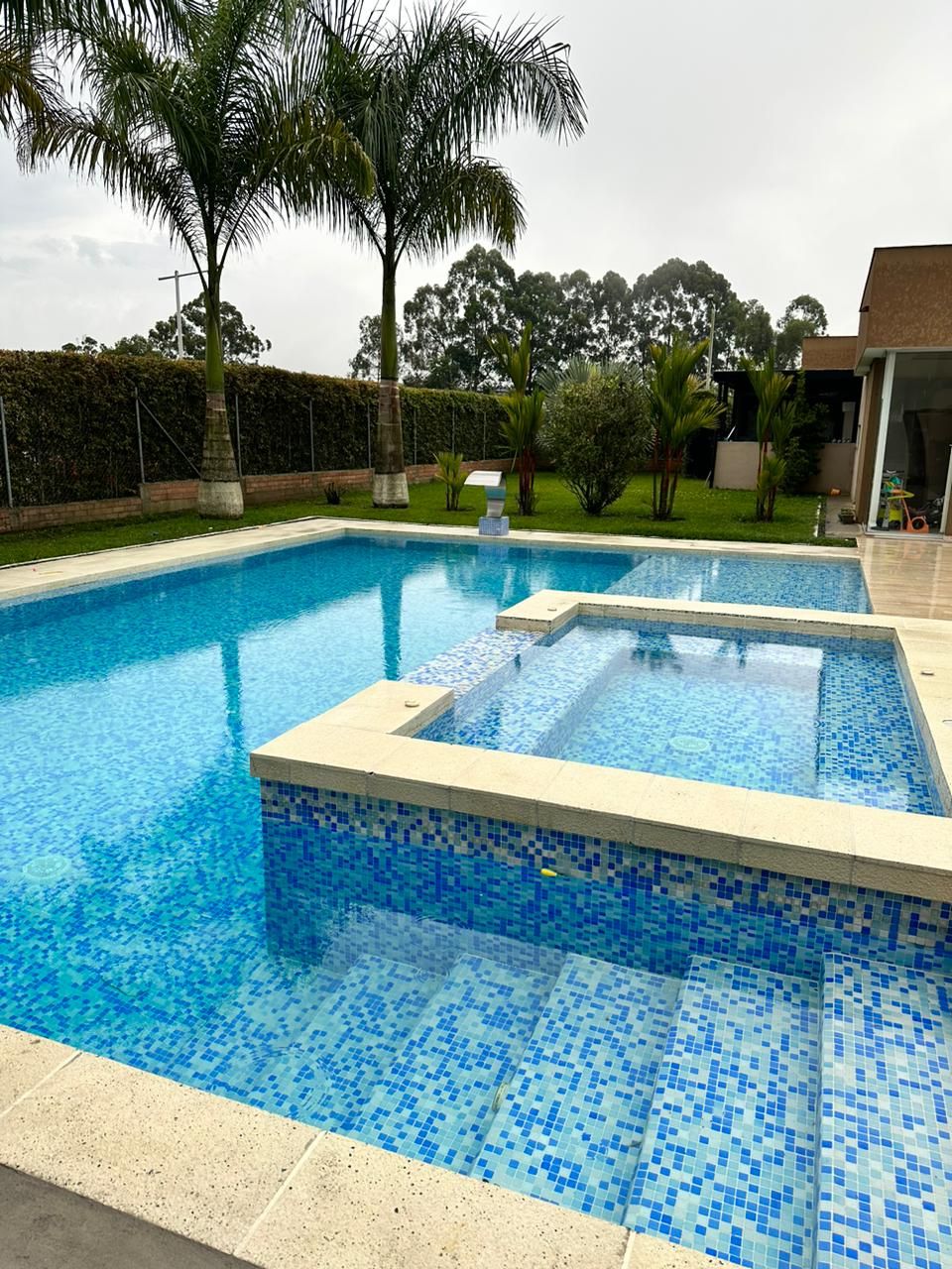 Casa en venta Risaralda Pereira Ur Rincon De La Palma 650 m2 Habitaciones 4 Baños 5 Garajes 4 Precio $1650000000