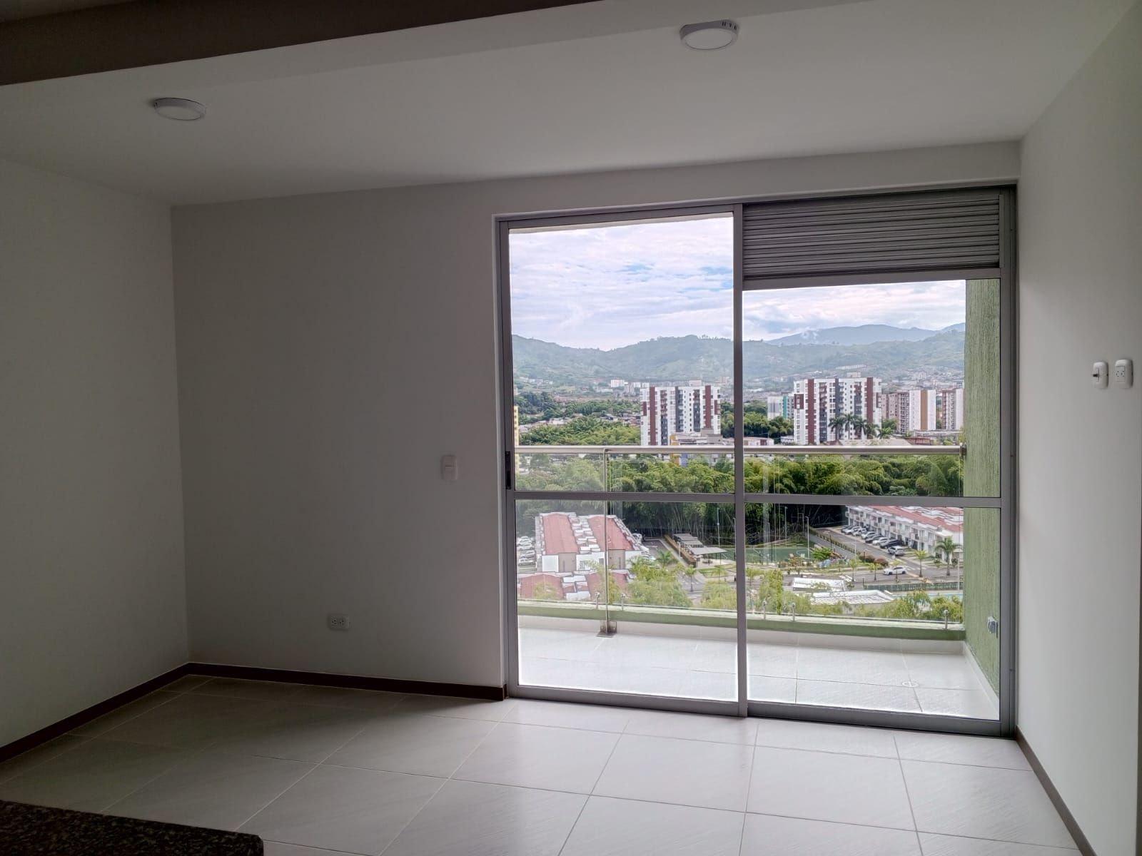 Apartamento en arriendo o venta Risaralda Dosquebradas La Badea 65 m2 Habitaciones 2 Baños 2 Garajes 1 Precio venta $375000000 Precio arriendo $1650000