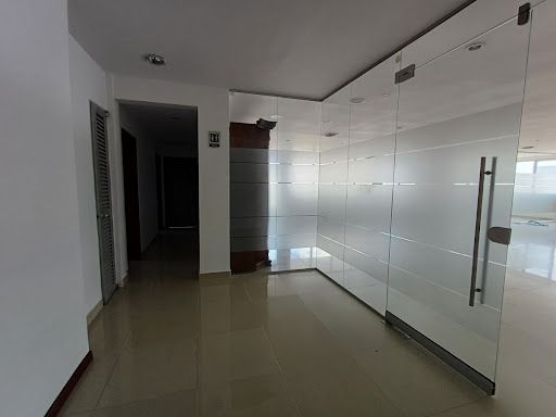 Oficina en arriendo Bolívar Cartagena Boca Grande 500 m2 Habitaciones 0 Baños 0 Garajes 0 Precio $2500000
