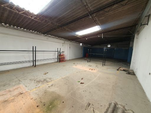 Local en arriendo Bolívar Cartagena Cartagena 220 m2 Habitaciones 0 Baños 1 Garajes 2 Precio $3000000