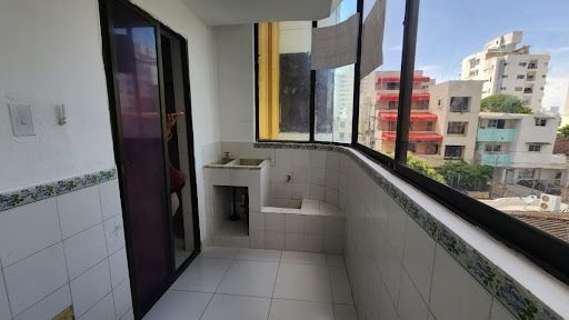 Apartamento en arriendo Bolívar Cartagena Manga 72 m2 Habitaciones 2 Baños 2 Garajes 1 Precio $2800000