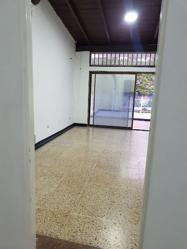 Casa en venta Bolívar Cartagena Manga 885 m2 Habitaciones 12 Baños 5 Garajes 1 Precio $2800000000