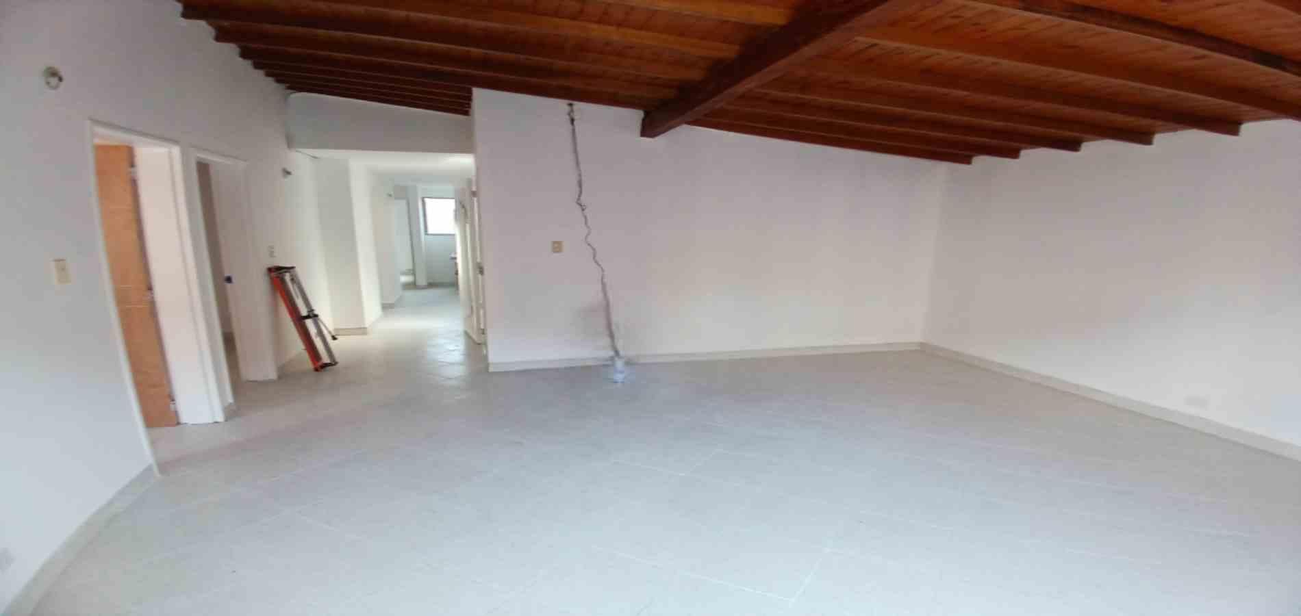 Casa en arriendo Antioquia Medellín El Danubio 140 m2 Habitaciones 3 Baños 2 Garajes 0 Precio $2200000