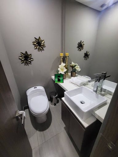 Apartamento en arriendo Antioquia Medellín Castropol 130 m2 Habitaciones 2 Baños 2 Garajes 2 Precio $9800000
