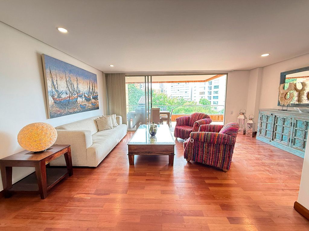 Apartamento en arriendo Antioquia Medellín Urbanizacion Castilla Real 170 m2 Habitaciones 3 Baños 4 Garajes 2 Precio $10000000