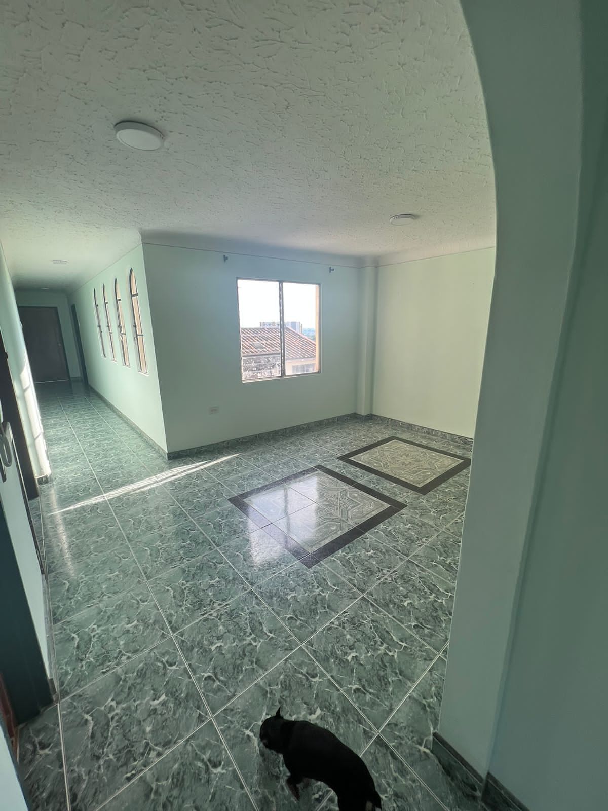 Apartamento en arriendo Risaralda Pereira Maraya 111 m2 Habitaciones 3 Baños 3 Garajes 1 Precio $1600000