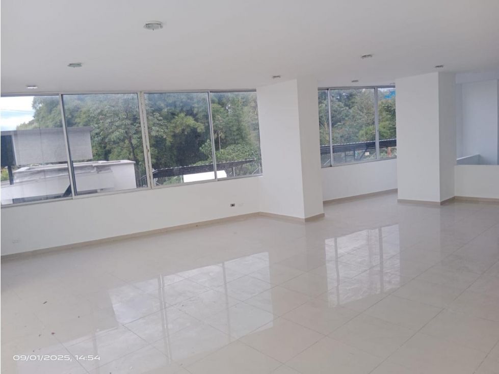 Local en arriendo Quindío Armenia Maria Cristina Ii 267 m2 Habitaciones 0 Baños 2 Garajes 0 Precio $3800000