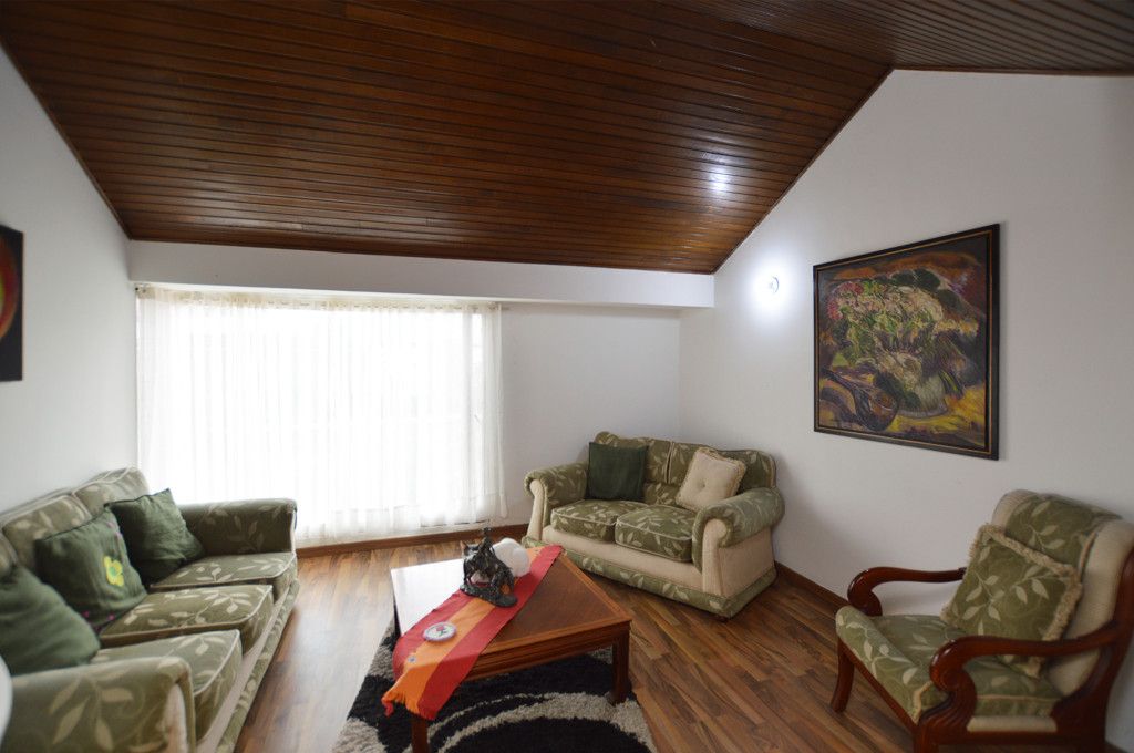 Casa en venta Cundinamarca Bogotá Mónaco 200 m2 Habitaciones 4 Baños 3 Garajes 3 Precio $1100000000