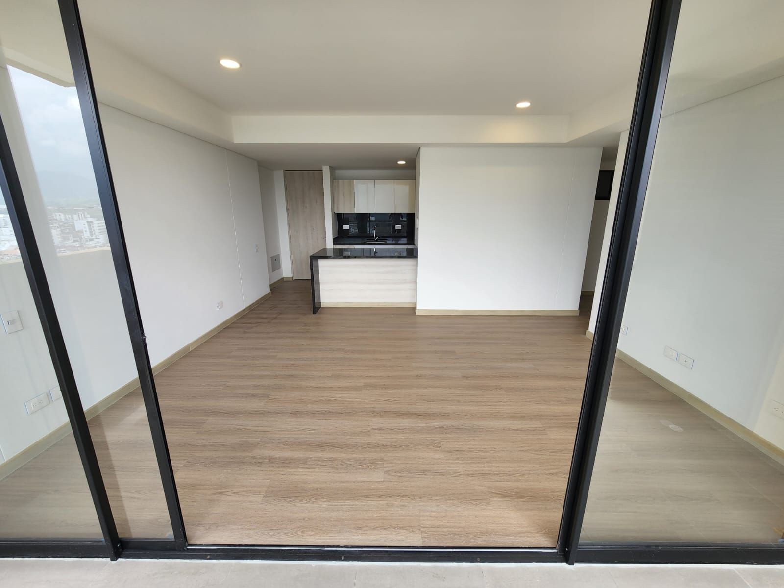 Apartamento en arriendo o venta Risaralda Pereira Jardin Ii Etapa 65 m2 Habitaciones 2 Baños 2 Garajes 1 Precio venta $560000000 Precio arriendo $2600000