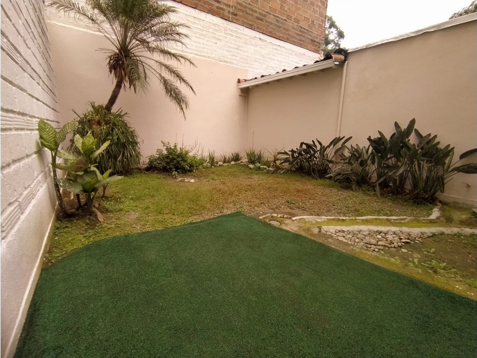 Casa en arriendo Antioquia Medellín Los Conquistadores 210 m2 Habitaciones 5 Baños 3 Garajes 2 Precio $6500000