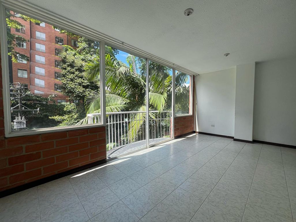 Apartamento en arriendo Antioquia Envigado La Pradera 80 m2 Habitaciones 2 Baños 2 Garajes 1 Precio $2750000