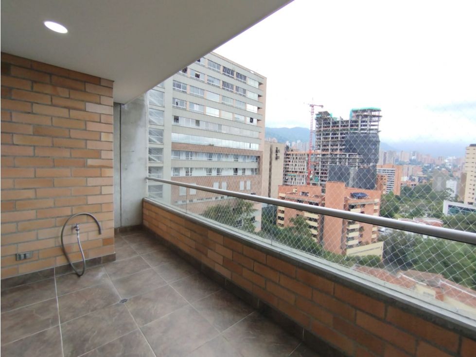 Apartamento en arriendo Antioquia Medellín San Benito 85 m2 Habitaciones 3 Baños 2 Garajes 1 Precio $4600000