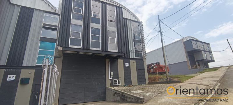 Bodega en arriendo Antioquia Caldas Caldas 858 m2 Habitaciones 0 Baños 4 Garajes 0 Precio $29000000